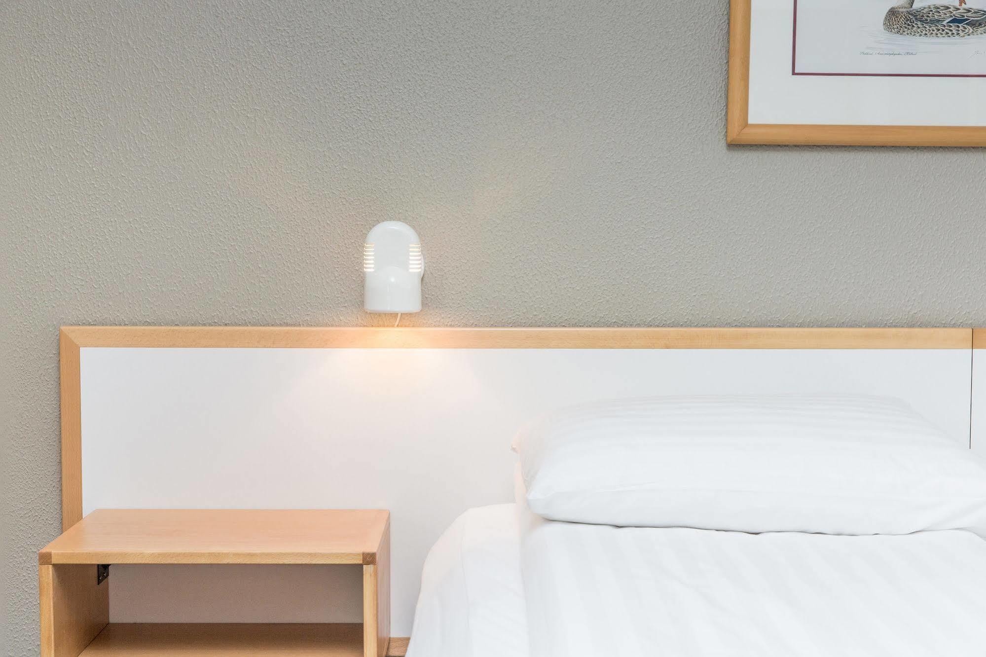 Hotel Nordurland By Keahotels アークレイリ エクステリア 写真