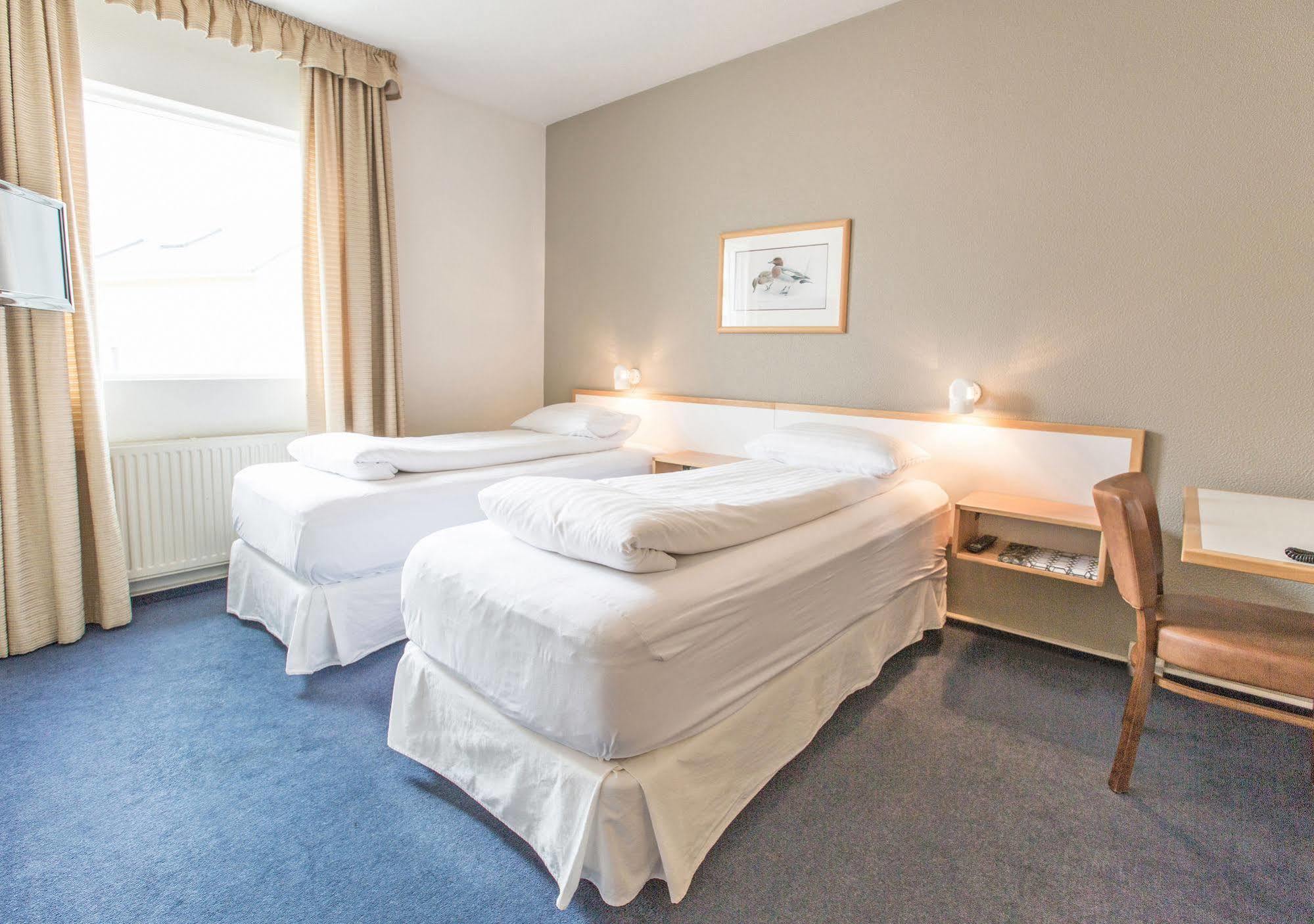 Hotel Nordurland By Keahotels アークレイリ エクステリア 写真